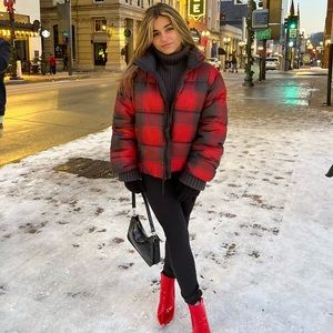 Meet your Posher, Brooke